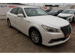 CROWN sedan hybrid