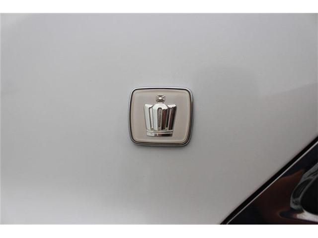 CROWN sedan hybrid