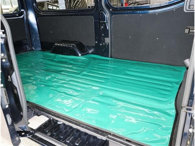 CARAVAN van 2WD