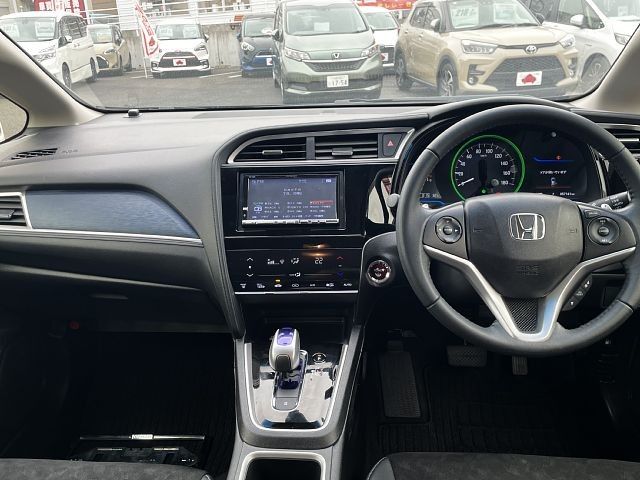 SHUTTLE HYBRID