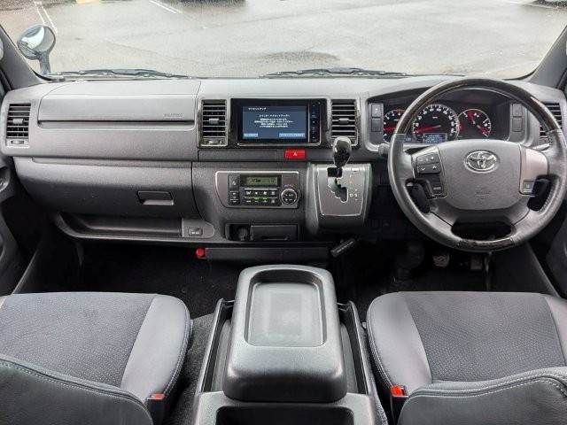 HIACE van 4WD