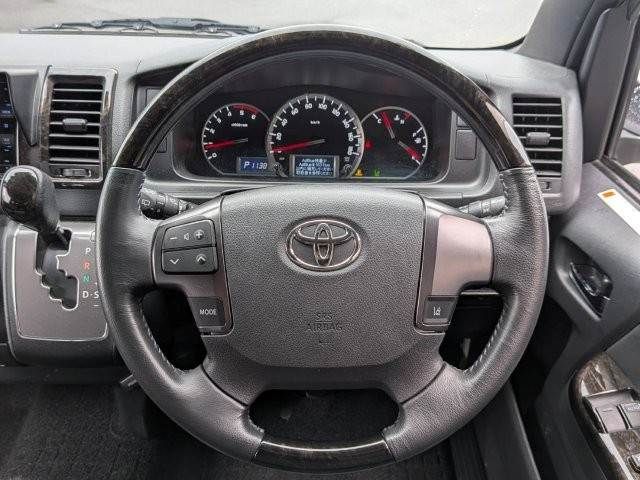 HIACE van 4WD