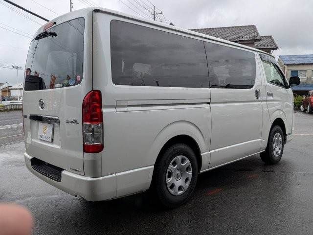 HIACE van 4WD