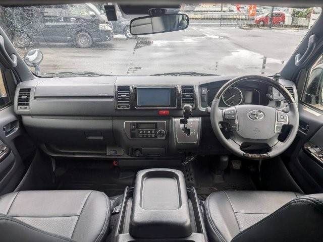 HIACE van 2WD