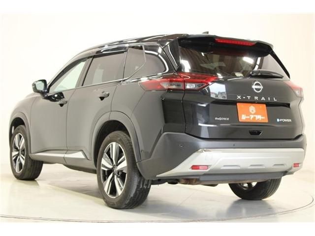 X-TRAIL HYBRID 4WD
