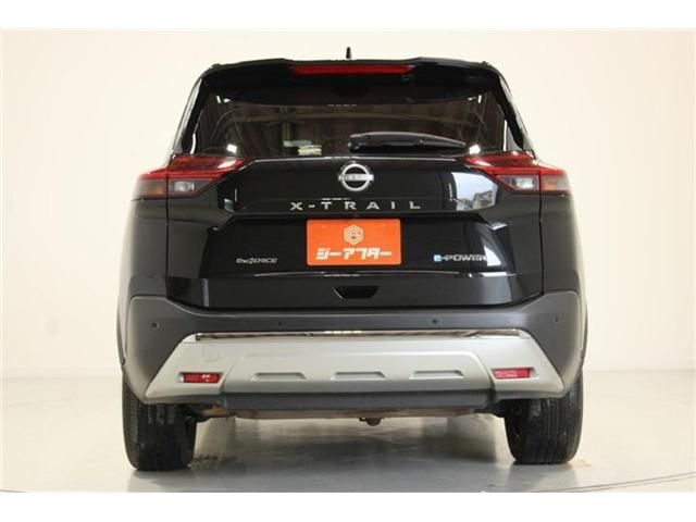 X-TRAIL HYBRID 4WD