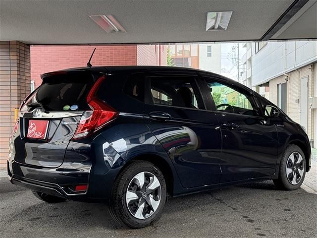 FIT HYBRID