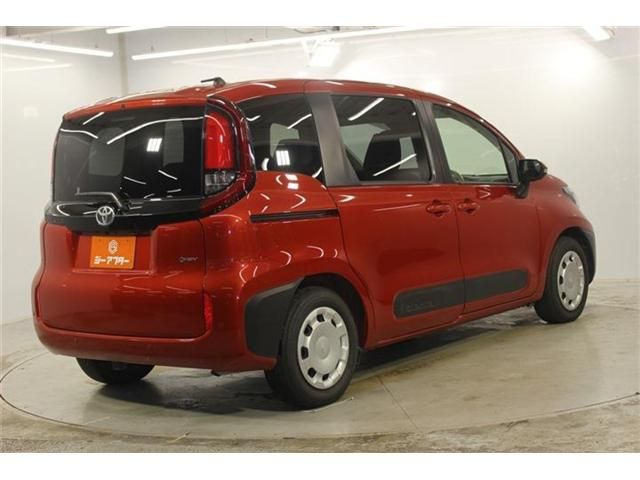 SIENTA HYBRID