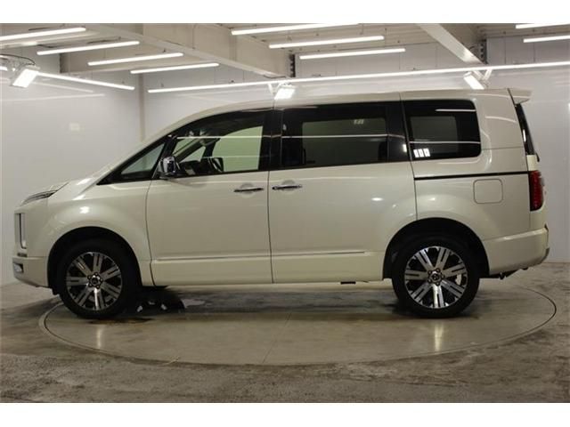 DELICA D:5 4WD