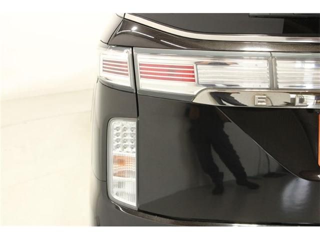 ELGRAND  4WD