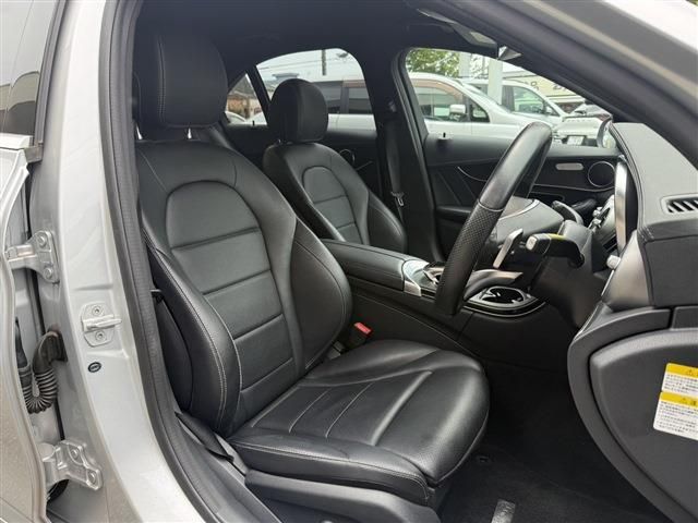 MERCEDES BENZ C class sedan