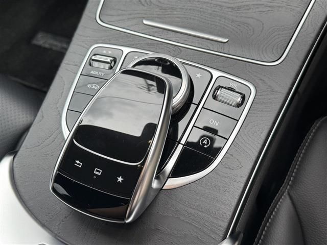 MERCEDES BENZ C class sedan