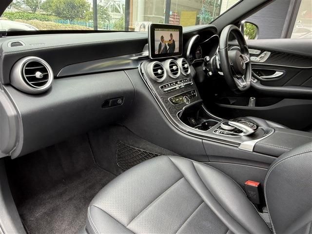 MERCEDES BENZ C class sedan
