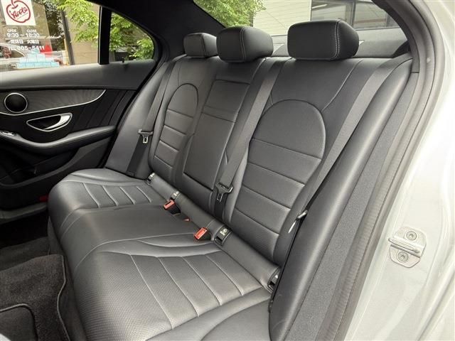 MERCEDES BENZ C class sedan