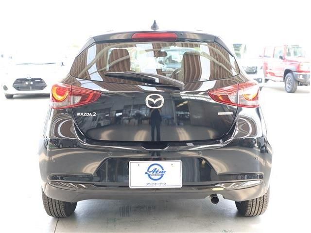 MAZDA2