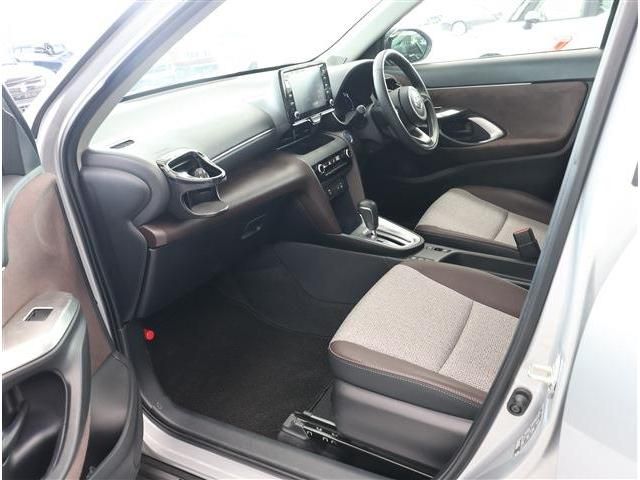 YARIS CROSS HYBRID