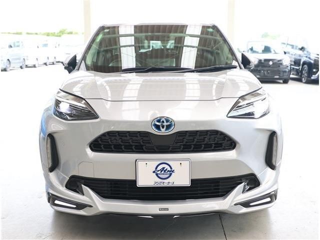 YARIS CROSS HYBRID