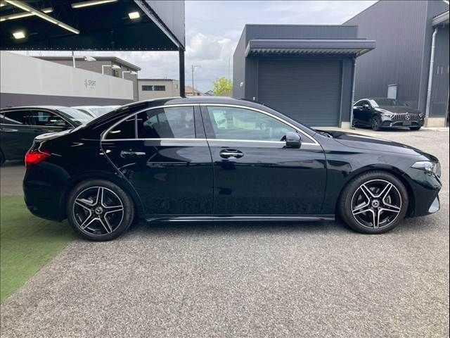MERCEDES BENZ A class sedan