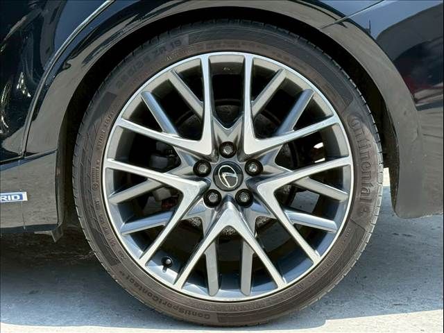 LEXUS IS300h