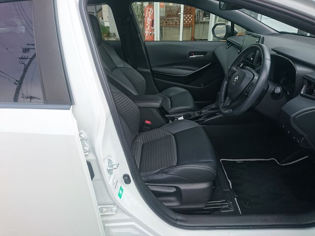 COROLLA TOURING HYBRID