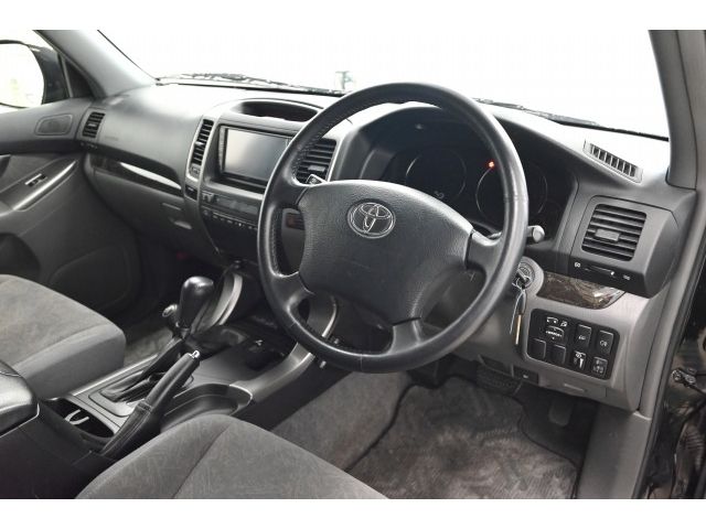 LANDCRUISER PRADO