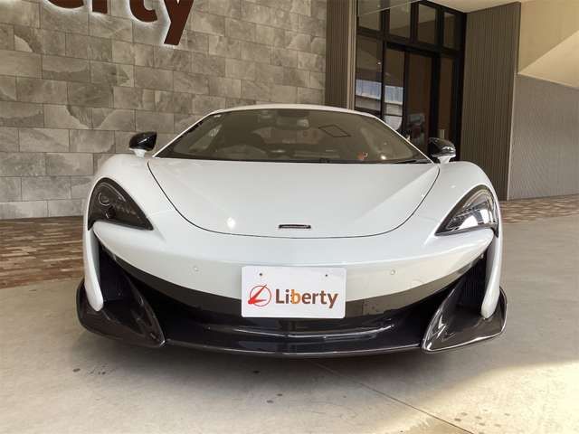 マクラーレン　６００ＬＴ　クーペ