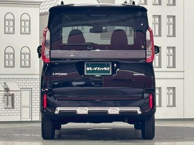 DELICA MINI