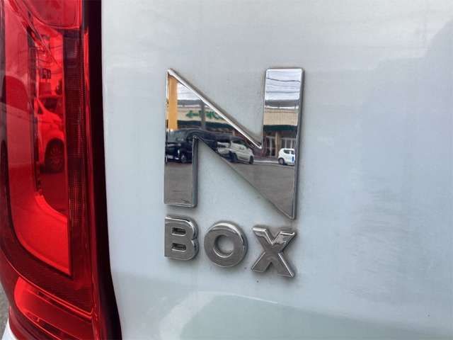 N BOX