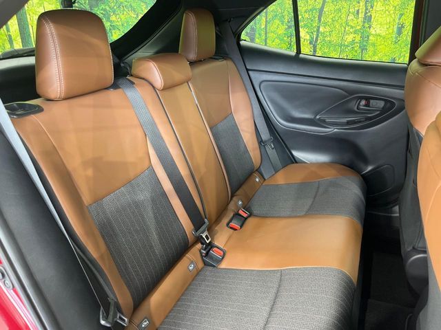 YARIS CROSS HYBRID