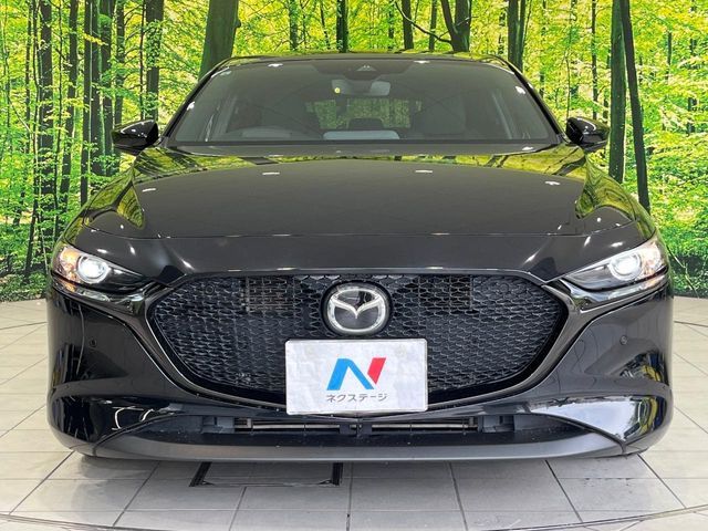 MAZDA3 FASTBACK