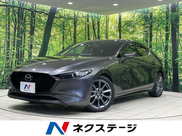 MAZDA3 FASTBACK