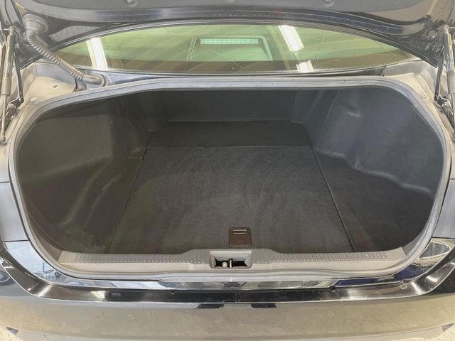 CROWN sedan hybrid