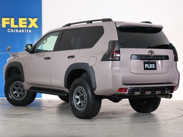 LANDCRUISER PRADO