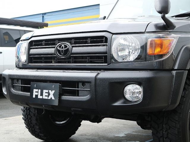 LANDCRUISER van