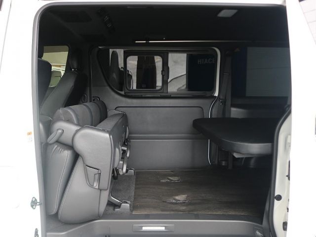 HIACE van 4WD