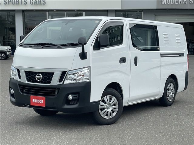NV350 CARAVAN 4WD