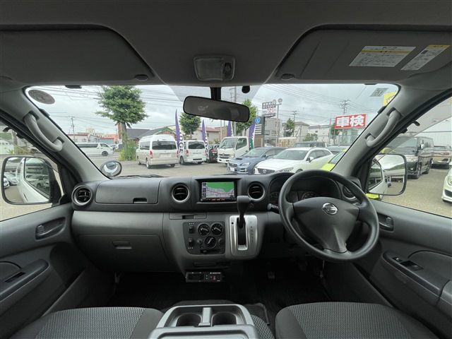 NV350 CARAVAN 4WD