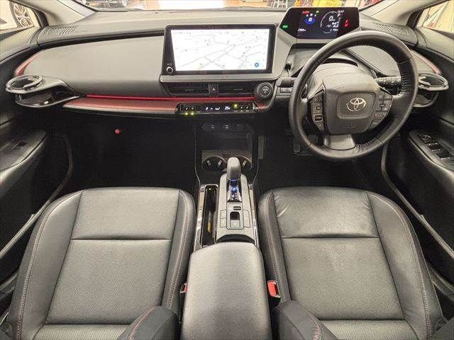 PRIUS 4WD
