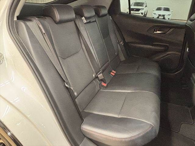 PRIUS 4WD