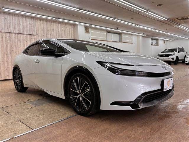 PRIUS 4WD