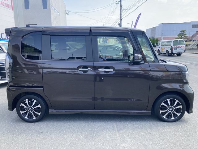 N-BOX CUSTOM