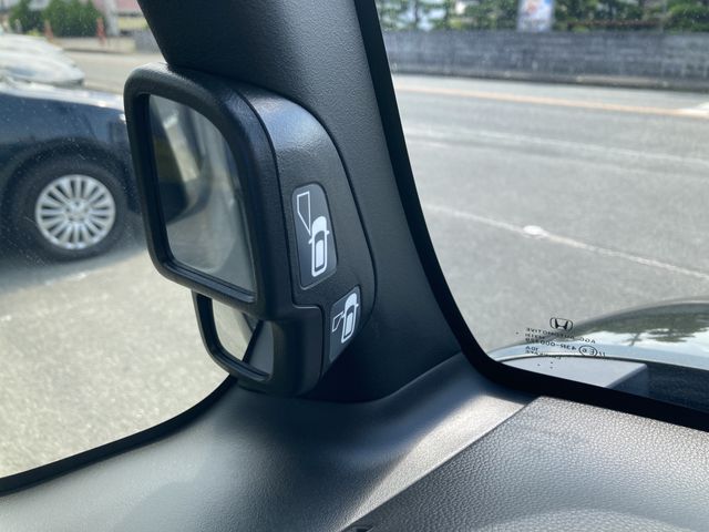 N-BOX CUSTOM