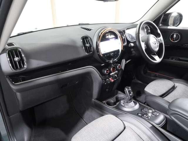 MINI COOPER D CROSSOVER