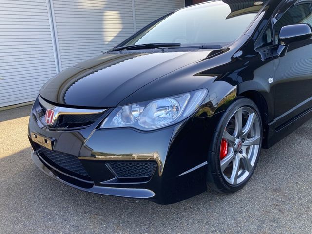 CIVIC sedan