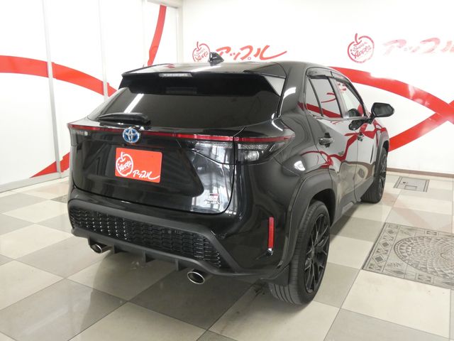 YARIS CROSS HYBRID