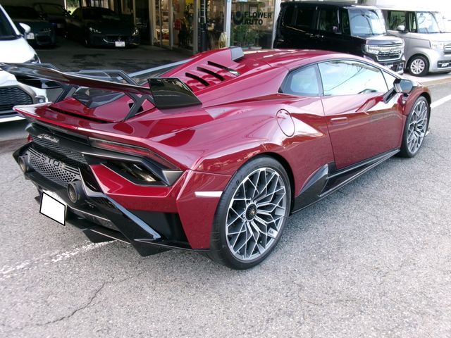 LAMBORGHINI HURACAN