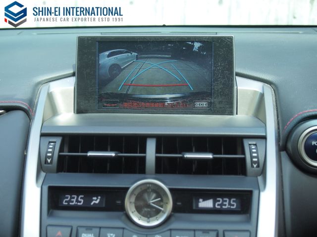 LEXUS NX300h
