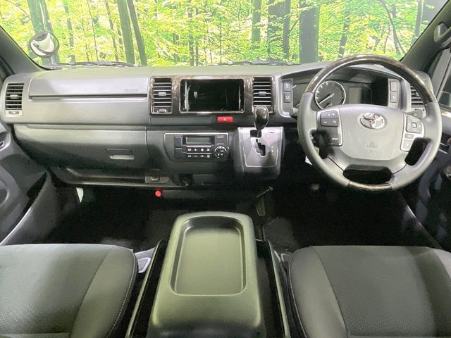 HIACE van 4WD