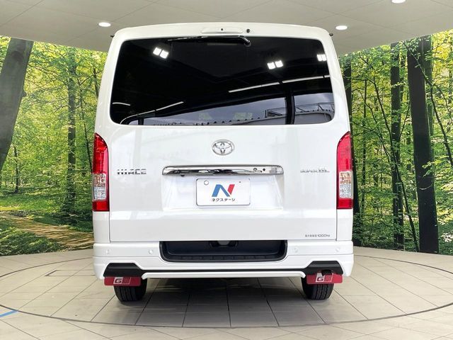 HIACE van 4WD