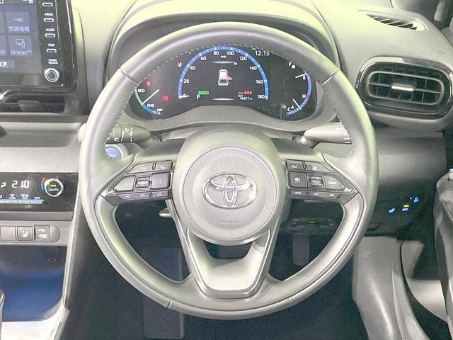 YARIS CROSS HYBRID